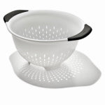 OXO INTERNATIONAL Good Grips Plastic Colander