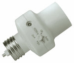 SOUTHWIRE/COLEMAN CABLE Light Control Socket With Programmable Timer, Indoor Only