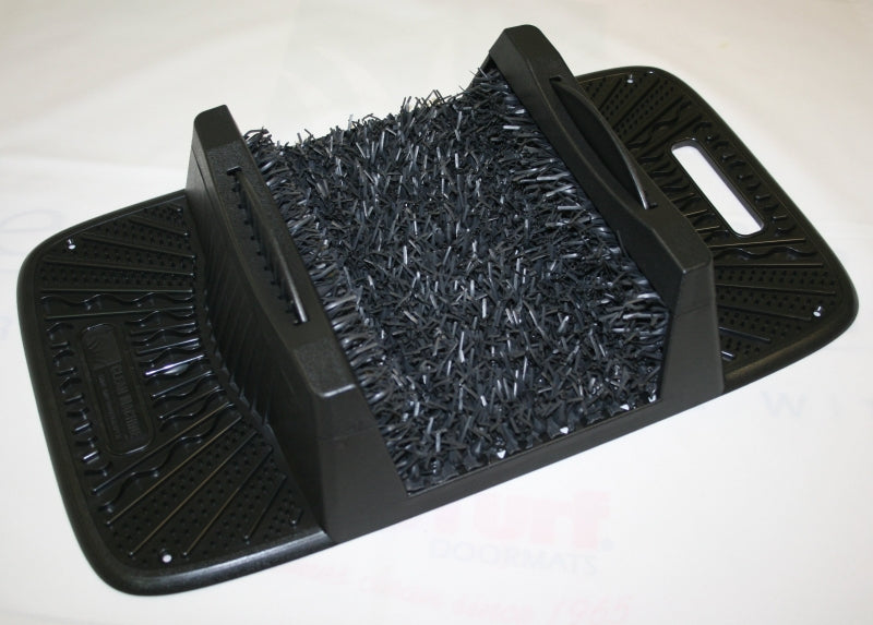 CLEAN MACHINE Clean Machine 10371867 Shoe and Boot Scraper, Polyethylene Bristle HOUSEWARES CLEAN MACHINE