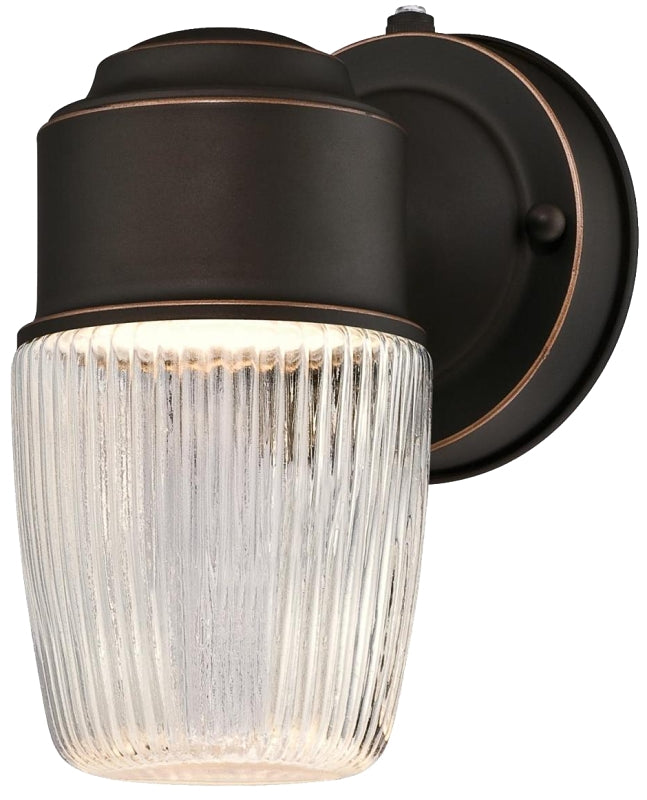 WESTINGHOUSE Westinghouse 6106900 Wall Fixture with Dusk-to-Dawn Sensor, 120 V, 6 W, LED Lamp, 400 Lumens Lumens, 3000 K Color Temp ELECTRICAL WESTINGHOUSE