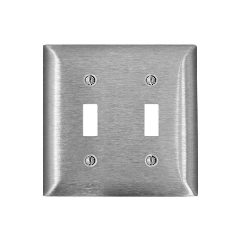 LEVITON Leviton Lever Edge ECBR2-W Commercial-Grade Duplex Receptacle/Outlet, 2-Pole, 20 A, 125 VAC, NEMA: NEMA 5-20R, White ELECTRICAL LEVITON
