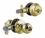 ASSA ABLOY AMERICAS RESIDENTIALINC. Security Polo Entry Lockset And Deadbolt Combo Pack, Brass HARDWARE & FARM SUPPLIES ASSA ABLOY AMERICAS RESIDENTIALINC.