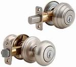 ASSA ABLOY AMERICAS RESIDENTIALINC. Satin Nickel Juno Knob/ Single Cylinder Deadbolt Combo Pack